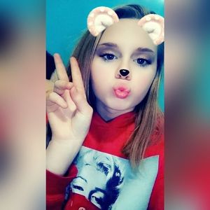 Meet your Posher, Mackenzie